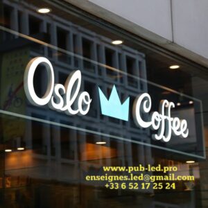 ENSEIGNE LUMINEUSE "OSLO COFFEE" LED LETTRES 3D BOITIERS 40CM