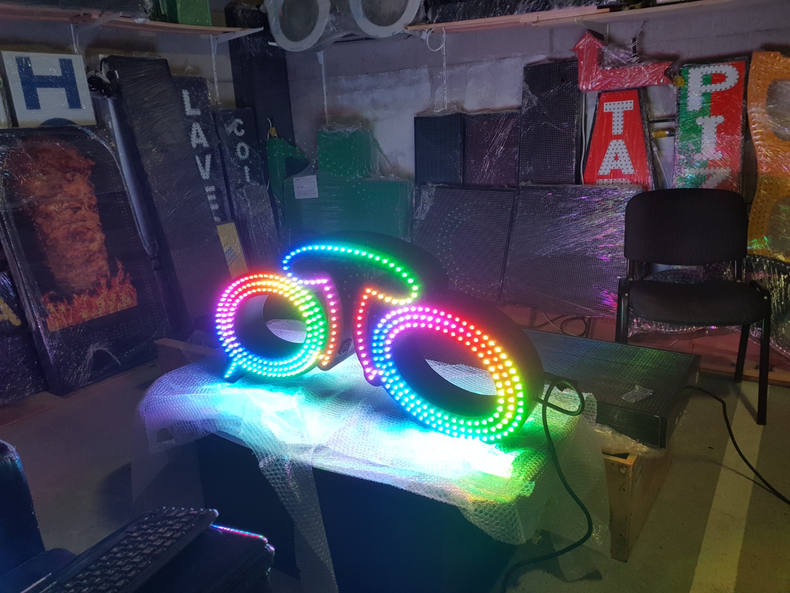 ENSEIGNE LED "LUNETTES" AVEC DOUBLE FACES ET ANIMATION EXTERNE 110X40cm – Image 2