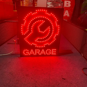 ENSEIGNE LED ÉCLAIRÉE GARAGE DOUBLE FACE EXTÉRIEURE 70x70CM