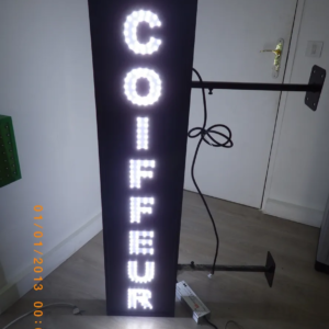 PANNEAU LED DOUBLE FACE POUR SALON DE COIFFURE EXTÉRIEUR 130X30 CM