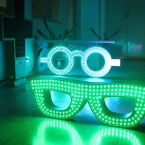 ENSEIGNE LED "LUNETTES" AVEC DOUBLE FACES ET ANIMATION EXTERNE 110X40cm