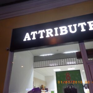 PLAQUE LUMINEUSE LED UNE FACE AJOURÉ DIBOND 350X60CM